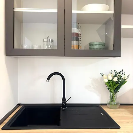 Nura's - Casa Miralido Apartment